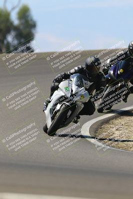 media/Sep-21-2025-TrackDaz (Sun) [[277c75b276]]/C Group/1240pm (Turn 2)/